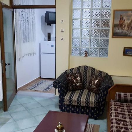 Elda'S Apartment Sarande Ngoại thất bức ảnh