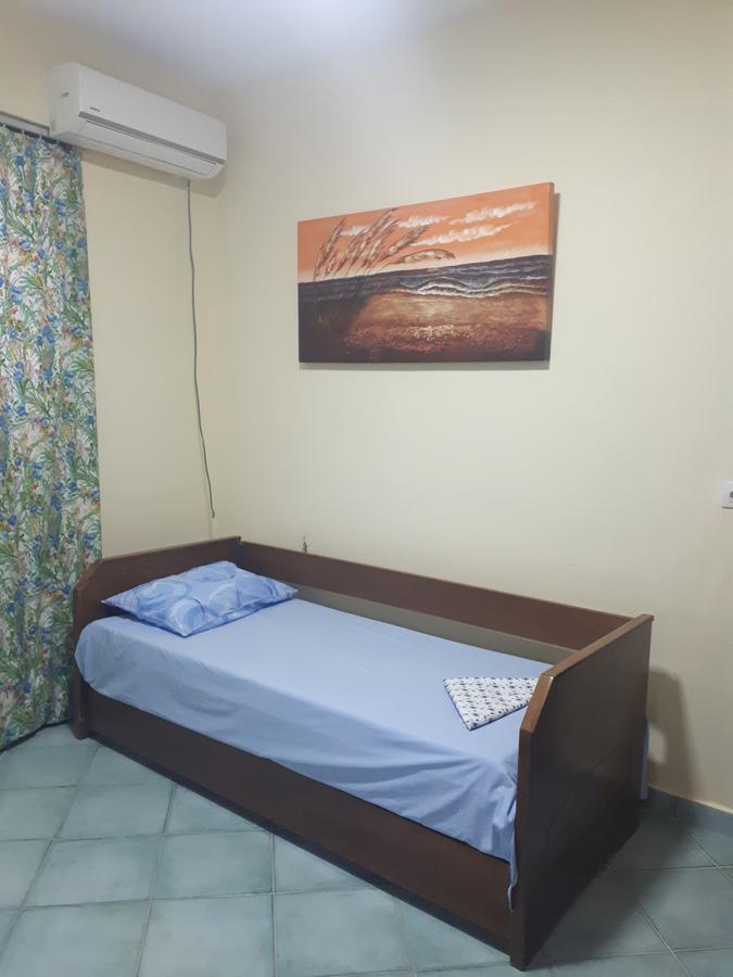 Elda'S Apartment Sarande Ngoại thất bức ảnh